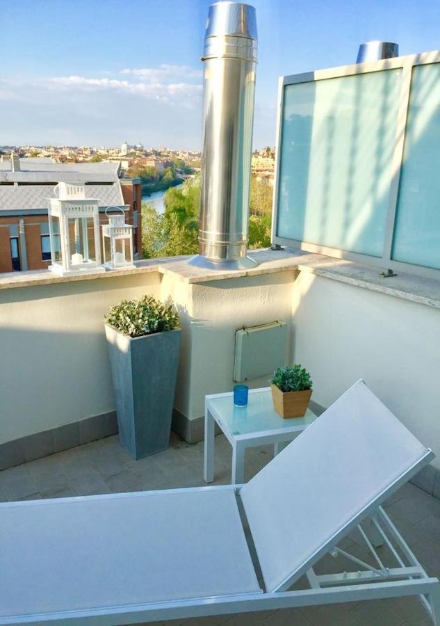 Terrace With Tiber View - Trastevere โรม ภายนอก รูปภาพ